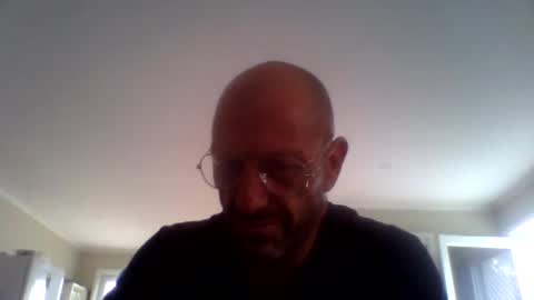 aussieguy59660 online show from October 27, 5:21 am