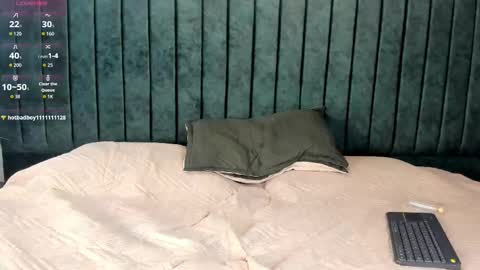 Austin  online show from September 24, 8:40 pm