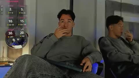 austinreeds online show from March 19, 12:30 pm