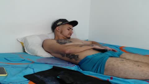 Axel online show from January 12, 2:41 pm