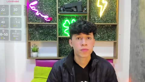 Axel Evanss online show from April 18, 12:17 pm