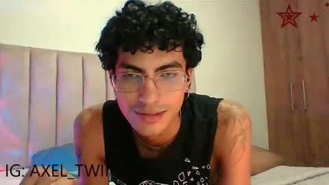 Axel  online show from November 19, 11:37 pm