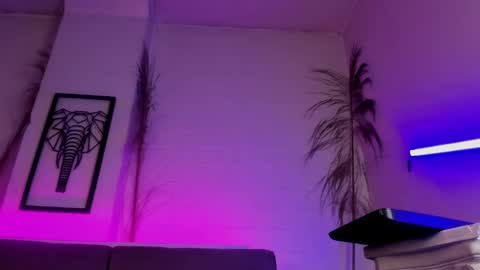 AxellKush online show from March 12, 5:13 am