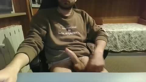 Axel online show from March 1, 8:08 pm