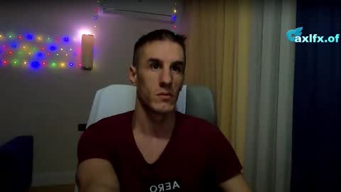 Axl online show from March 27, 1:54 am