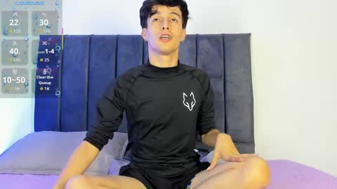 Axxxel  online show from April 3, 1:57 am