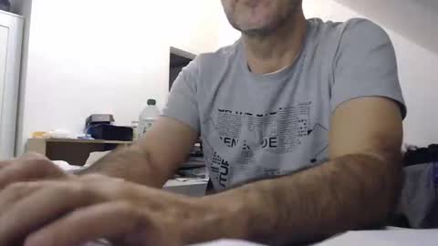 aylinniyerim online show from February 17, 12:21 am