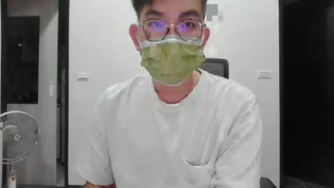 Snapshot of azuresea48 chatting on October 7, 10:30 am azuresea48 online show from October 7, 10:30 am