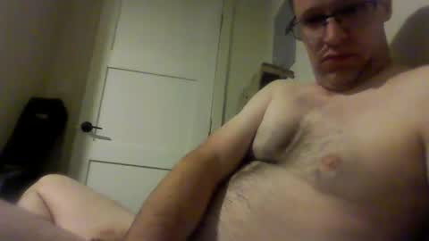 Snapshot of b21lundeen chatting on October 29, 4:59 am your-personal-weener online show from October 29, 4:59 am