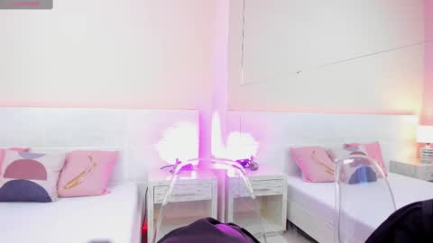 Ander online show from March 8, 7:40 pm