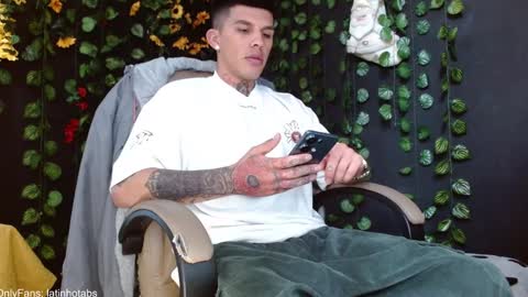 OF GxoXabs online show from December 30, 3:13 pm