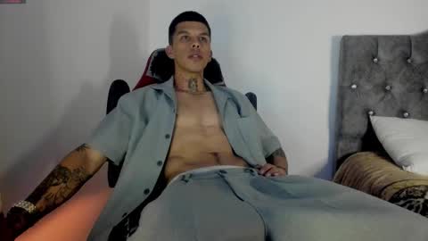 OF GxoXabs online show from December 13, 10:38 pm