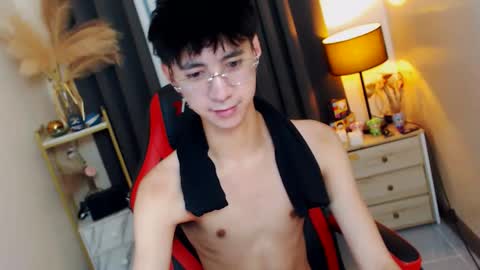 call me james online show from November 13, 3:17 pm