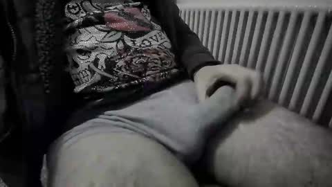 Snapshot of backfromashes chatting on February 28, 6:31 pm Armin online show from February 28, 6:31 pm