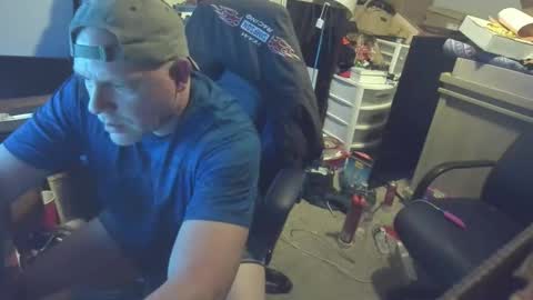 bad_boy4u2abuse online show from February 11, 10:20 am