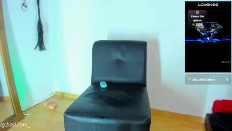 Liam online show from November 7, 5:38 pm