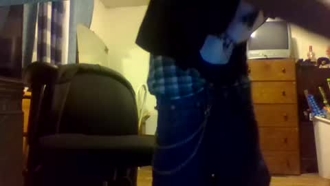 Snapshot of baddaddy419 chatting on October 29, 7:22 am baddaddy419 online show from October 29, 7:22 am