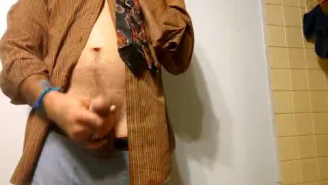 Snapshot of baddaddy419 chatting on October 22, 9:35 am baddaddy419 online show from October 22, 9:35 am