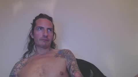 Bailey online show from April 16, 9:39 pm