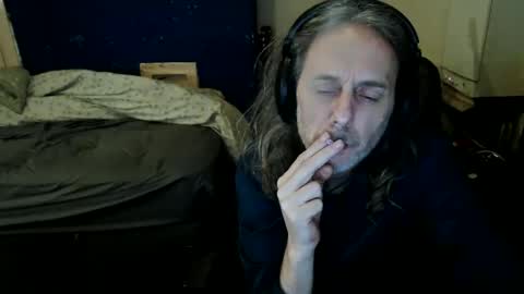 bangintoleather online show from March 1, 4:12 am