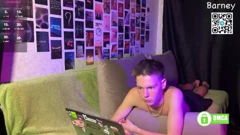 Fansly  Barney  and Kevin T  online show from September 18, 3:25 pm