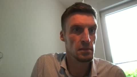 Snapshot of basst23 chatting on October 7, 10:52 am basst23 online show from October 7, 10:52 am