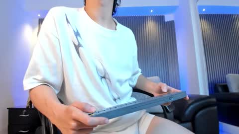 Basthiian online show from November 28, 7:05 pm