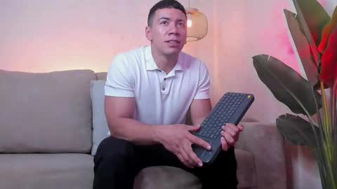 Bastian Independent Model online show from March 23, 2:34 pm