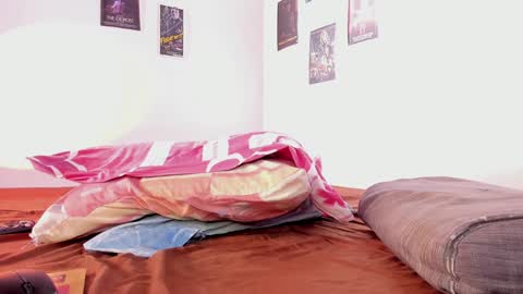 bastianmiller online show from December 4, 4:27 pm