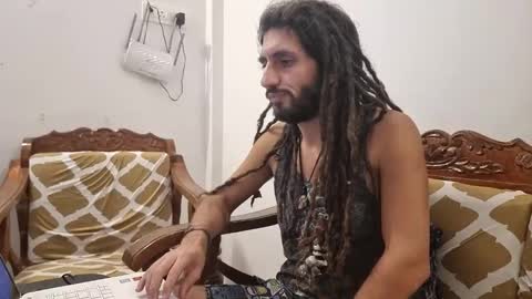 batman19987 online show from December 18, 6:59 pm