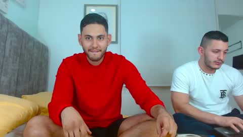 batmayrobin6 online show from February 25, 2:14 am