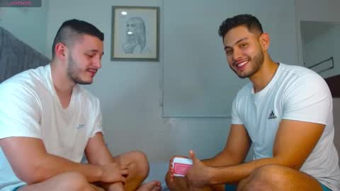 batmayrobin6 online show from February 28, 12:32 am