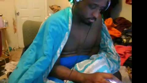 rocker n queen online show from October 6, 6:12 pm