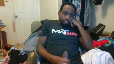 rocker n queen online show from December 13, 4:05 pm