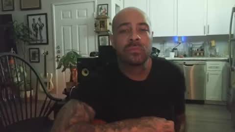 bbcdelux_ online show from April 19, 8:03 am