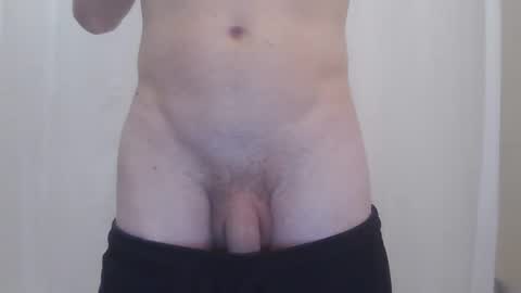 Snapshot of bbeenn15 chatting on January 29, 12:45 pm bbeenn15 online show from January 29, 12:45 pm