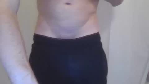 Snapshot of bbeenn15 chatting on December 19, 2:24 pm bbeenn15 online show from December 19, 2:24 pm