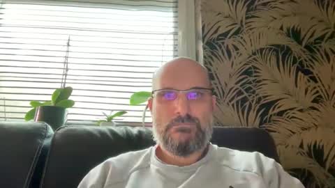 Snapshot of bcbg68 chatting on October 30, 3:46 pm bcbg68 online show from October 30, 3:46 pm