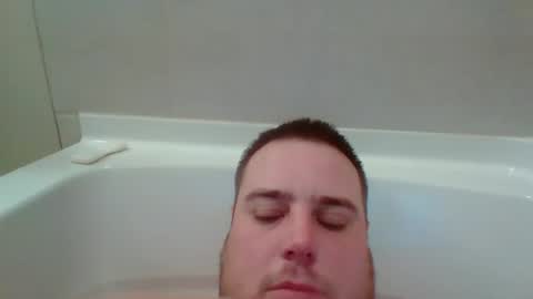 Snapshot of bcran99 chatting on February 9, 5:22 pm bcran99 online show from February 9, 5:22 pm