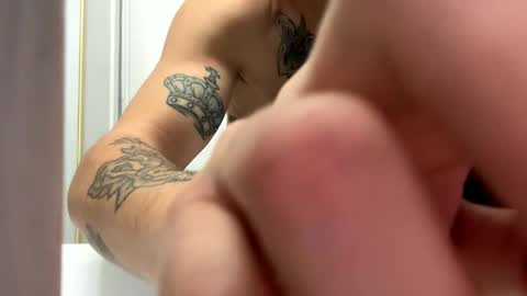 Snapshot of bdoesplashh chatting on December 9, 7:24 pm bdoesplashh online show from December 9, 7:24 pm