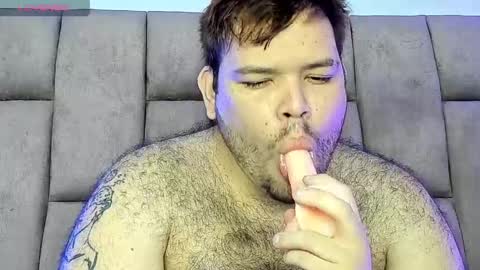 bigbearr online show from May 2, 4:37 am