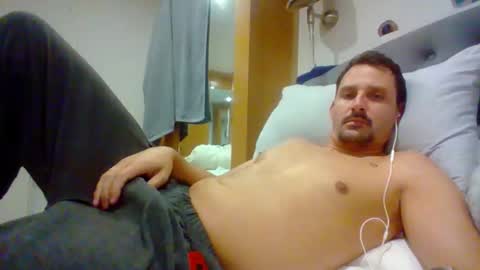 bearboudior online show from April 9, 12:11 pm