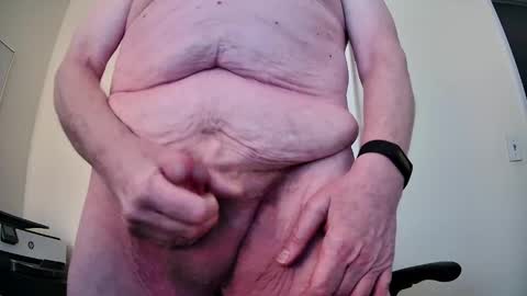 bearcub2626 online show from March 12, 8:31 pm