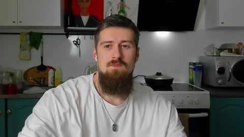 Snapshot of bearded_legend chatting on January 13, 7:42 pm Zeus online show from January 13, 7:42 pm