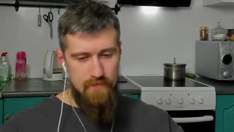 Zeus online show from December 17, 9:32 pm