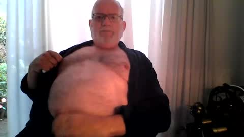 Snapshot of beardman916444 chatting on September 11, 5:39 am Beardman online show from September 11, 5:39 am