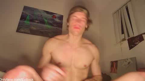 bebe  dust online show from January 11, 4:27 am