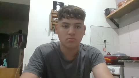 Snapshot of bebote0020 chatting on October 12, 4:39 am bebote0020 online show from October 12, 4:39 am