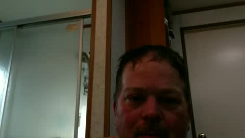 Snapshot of beer_money69 chatting on December 16, 8:16 pm beer_money69 online show from December 16, 8:16 pm