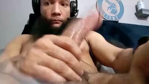 beirut75 online show from December 13, 5:05 am